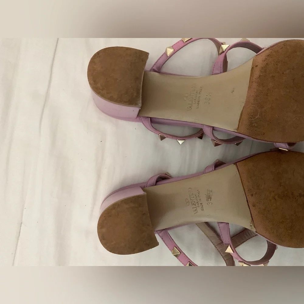 Valentino Lavender Sandals with Gold Studs - Picture 7 of 11